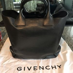 Givenchy Easy Tote